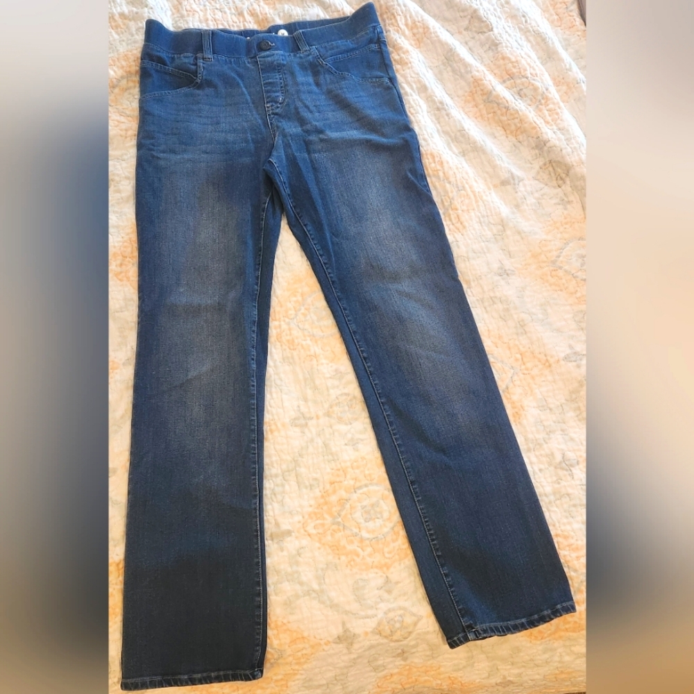 Beta Brand Jeans